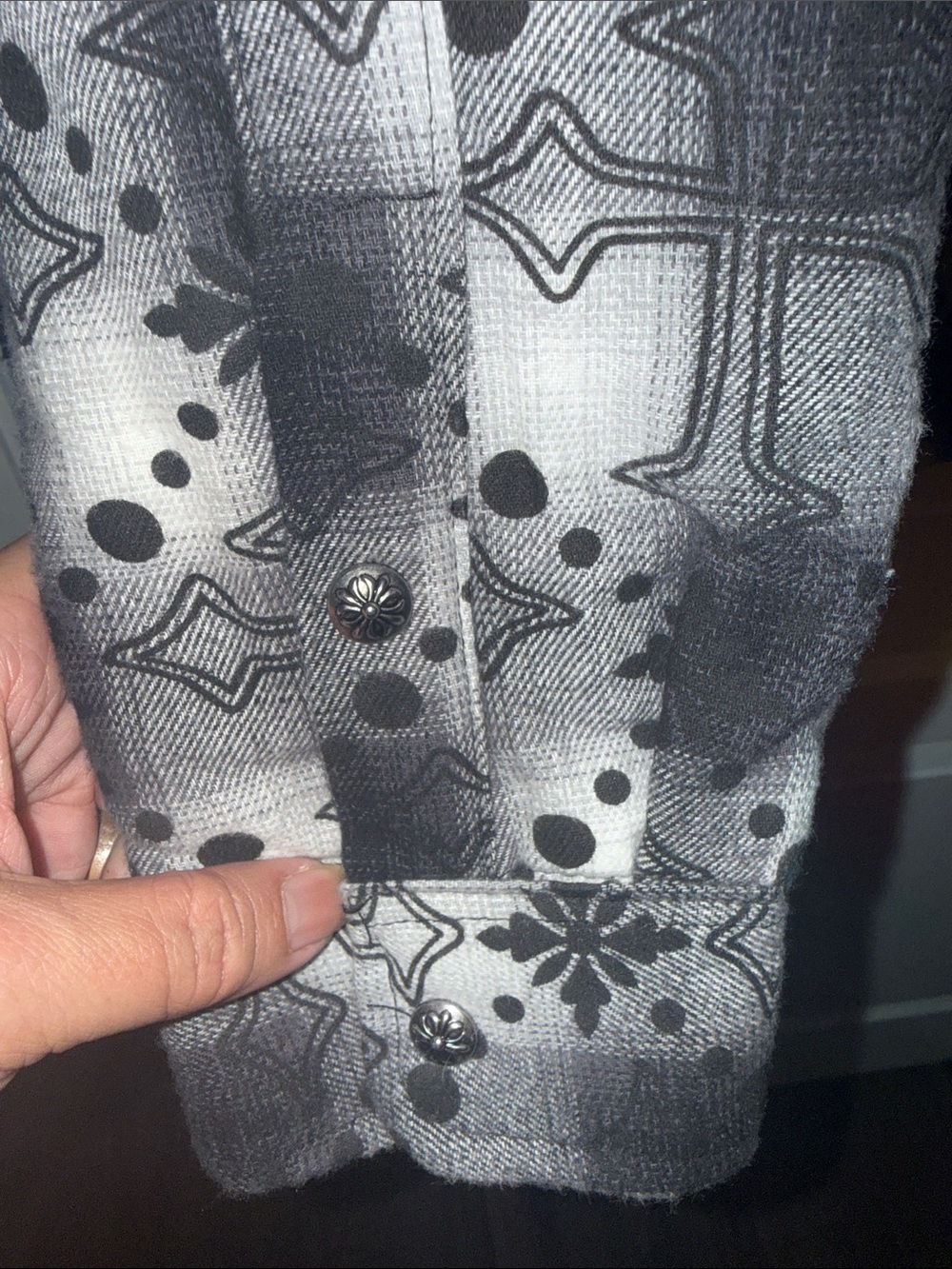Maison Article Cross Print Plaid Fleece Button Up - Picture 3 of 5